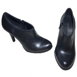 Antonio Melani Black Braided Ankle Boots/Booties